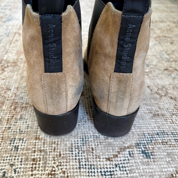 DESIGNER Acne Studios Suede Ankle Boots - Picture 4 of 6